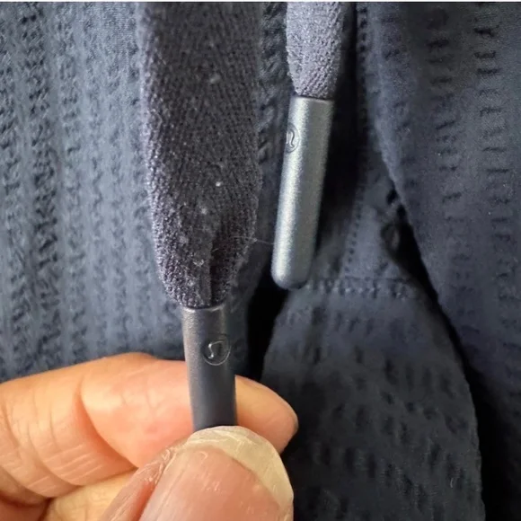 Lululemon Active Wear Casual Minimal - Picture 6 of 10